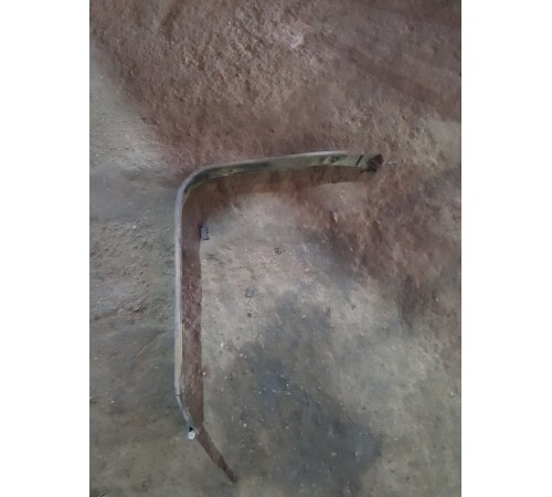 Кронштейн крепление лямка топливного бака передний правый