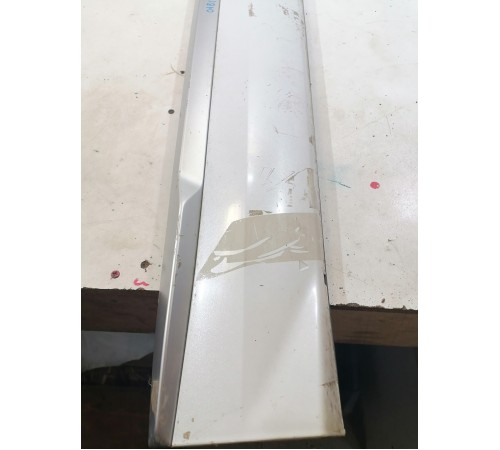 Накладка двери передняя левая нижняя