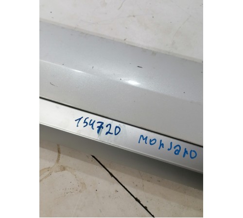 Накладка двери передняя левая нижняя