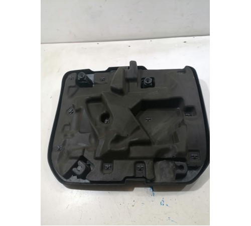 Накладка двигателя декоративная