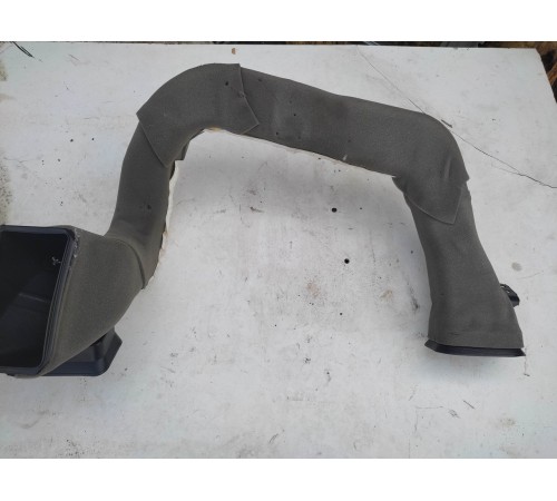 Воздуховод торпедо центральный