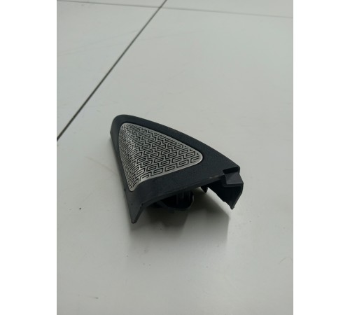 Динамик (уголок) двери передний правый