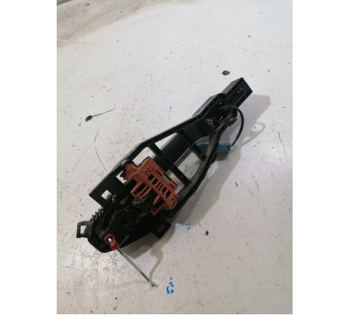 Ручка двери передняя левая наружная