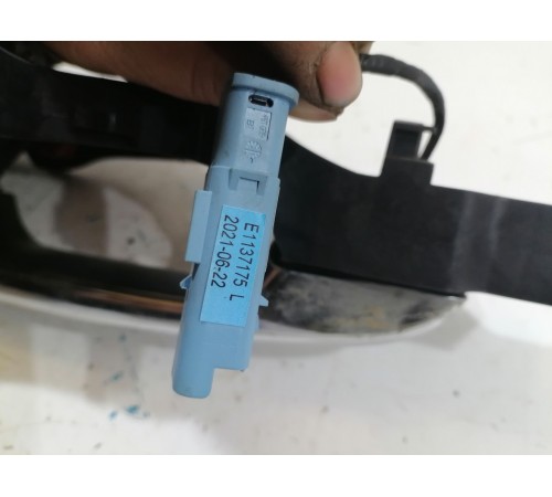 Ручка двери передняя левая наружная