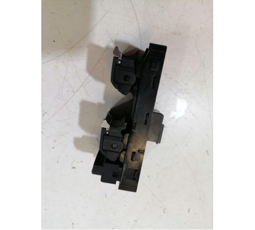 Блок кнопок стеклоподъемника