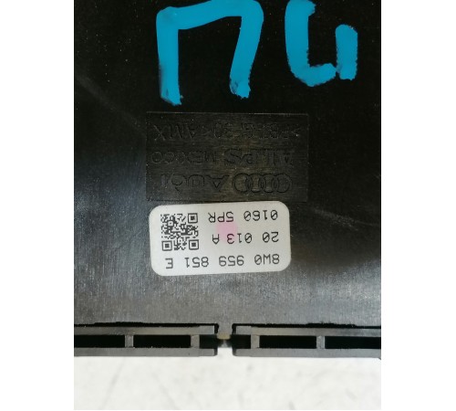 Блок кнопок стеклоподъемника