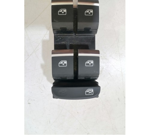 Блок кнопок стеклоподъемника