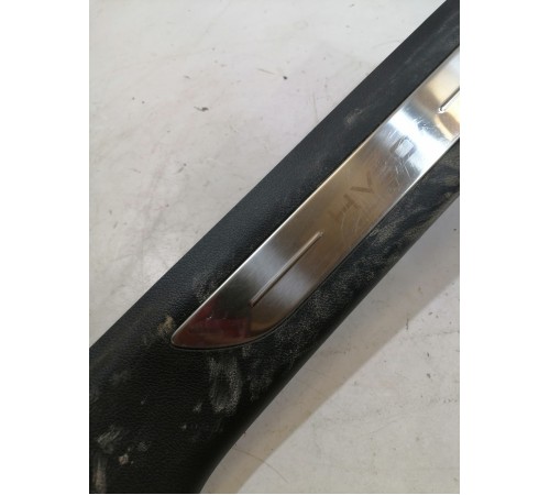 Накладка порога задняя левая