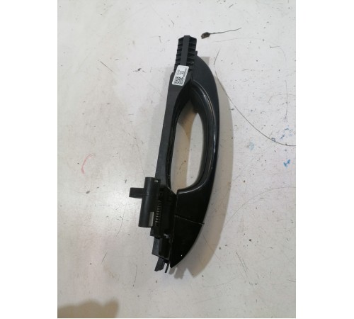 Ручка двери задняя правая наружная