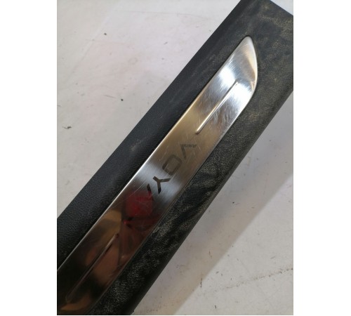 Накладка порога задняя левая