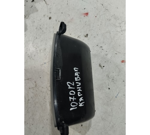 Бардачок передний правый