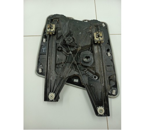 Стеклоподъемник передний правый