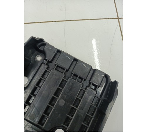 Площадка под АКБ аккумулятор