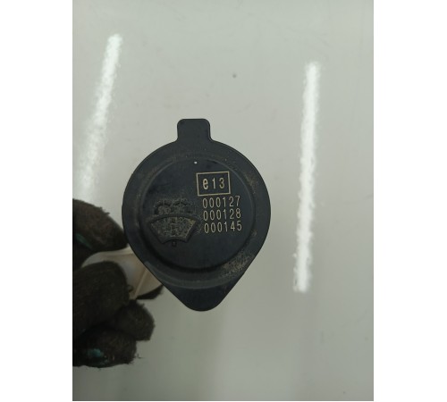 Горловина бачка омывающей жидкости