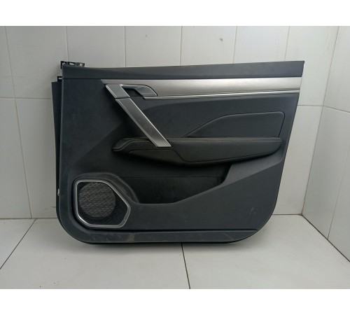 Обшивка двери передняя правая