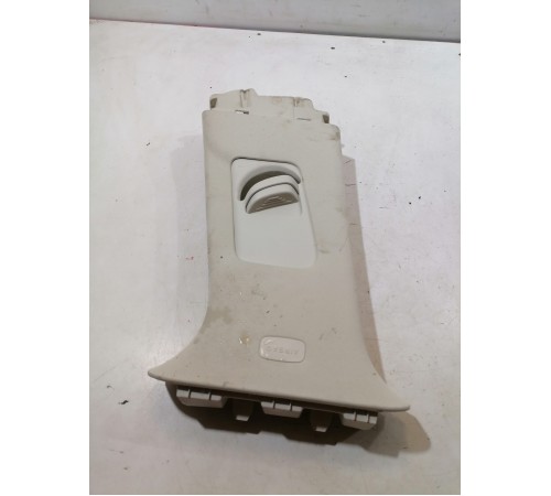 Обшивка центральной стойки левая верхняя