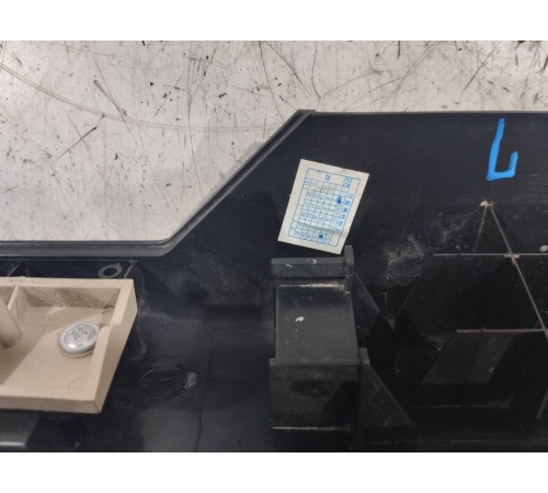 Накладка порога левая