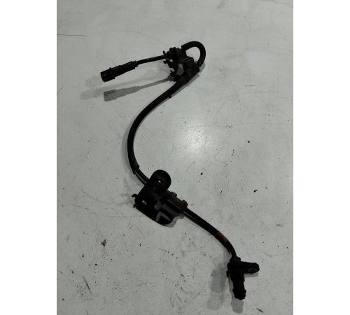 Датчик ABS передний левый