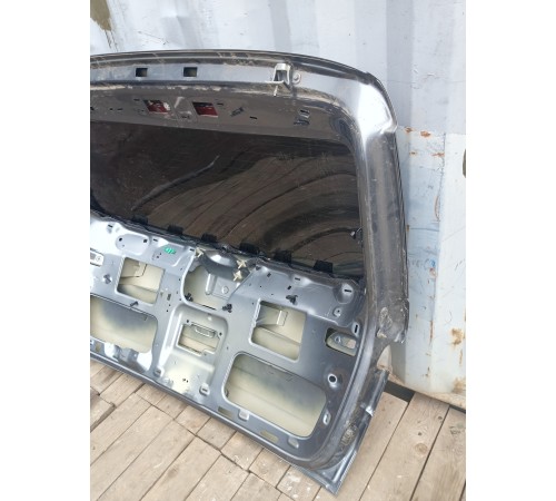 Дверь крышка багажника