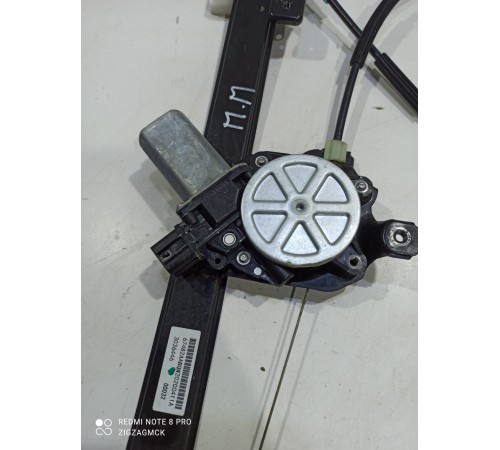 Стеклоподъемник (передний правый)