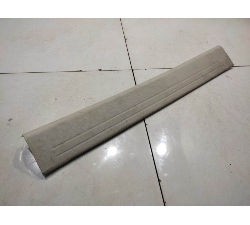 Накладка порога (передняя, левая)