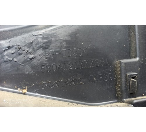 Решетка (планка) под лобовое стекло правая