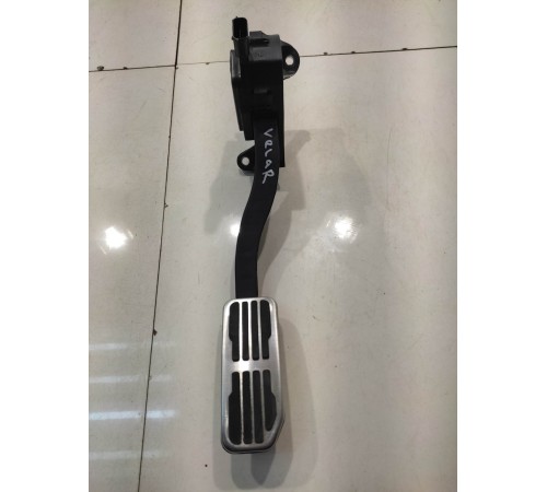 Педаль акселератора