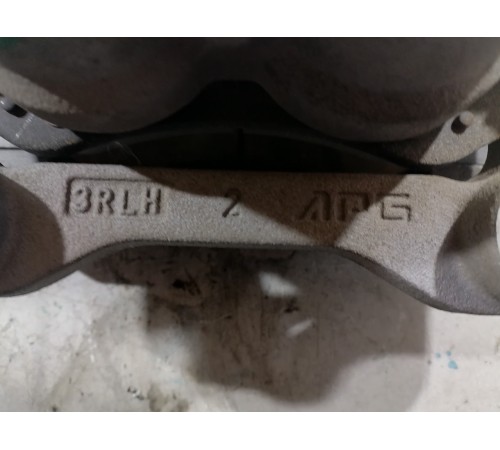 Суппорт передний левый