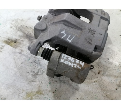 Суппорт передний левый