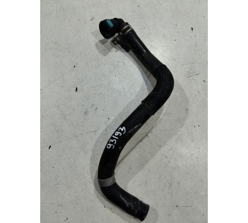 Патрубок системы охлаждения