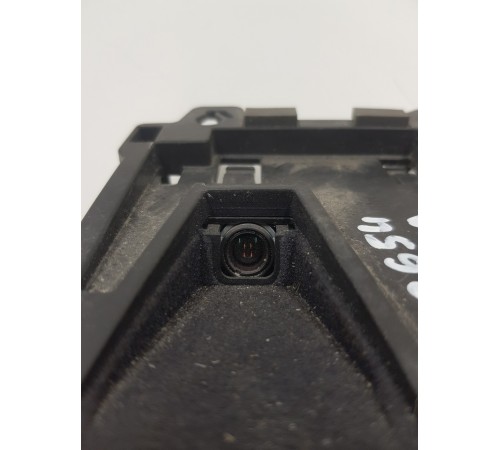 Камера переднего вида