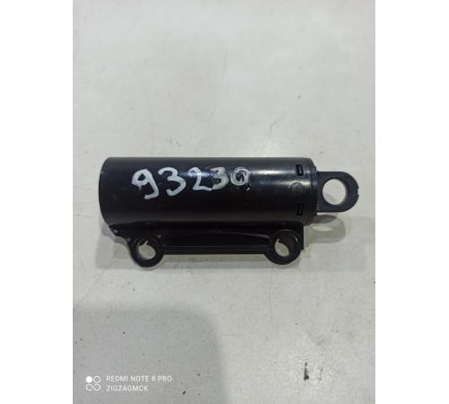 Амортизатор бардачка