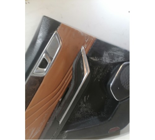 Обшивка двери задняя левая