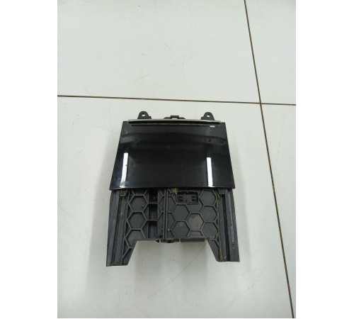 Бардачок центральной консоли малый