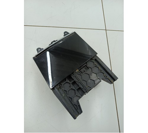 Бардачок центральной консоли малый