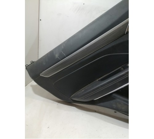 Обшивка двери задняя левая