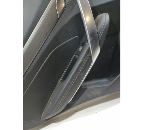 Обшивка двери задняя левая