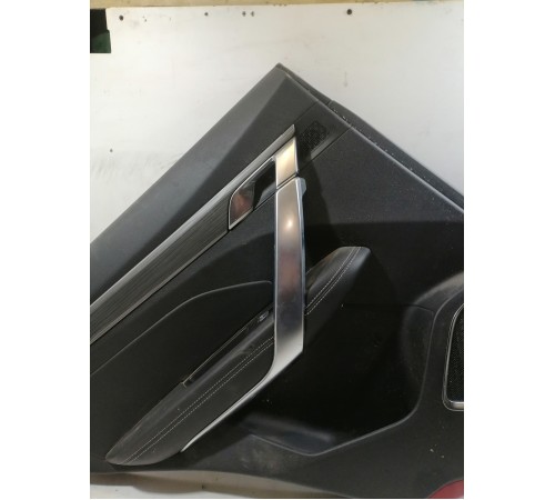 Обшивка двери задняя левая