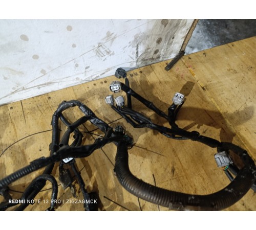 Электропроводка подкапотная с монтажным блоком