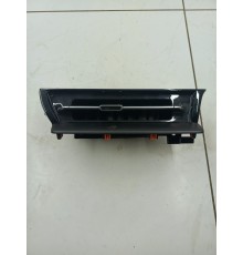 Воздушный дефлектор передний левый