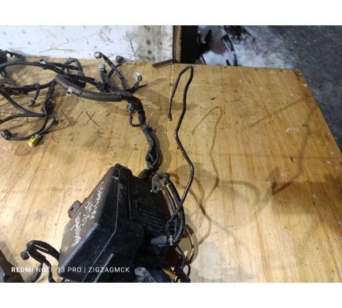 Электропроводка подкапотная с монтажным блоком