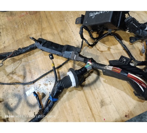 Электропроводка подкапотная с монтажным блоком