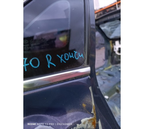 Глухое стекло заднее правое