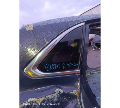 Глухое стекло заднее правое