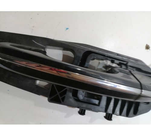 Ручка двери передняя левая наружняя