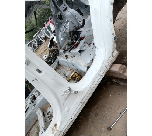 Порог левый