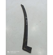 Уплотнитель задней арки левый