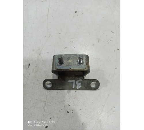 Петля крышки багажника(левая)