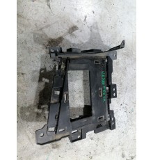 Кронштейн пластик салона