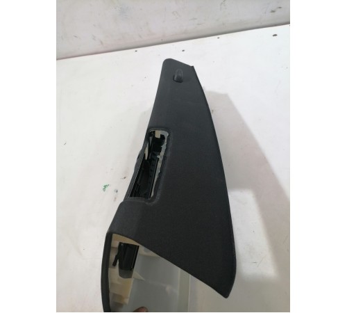 Обшивка стойки правая верхняя